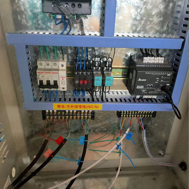 Eps Side Panel Galvalume Roof Roll Forming Machine High Accuracy Hydraulic Post Cutting