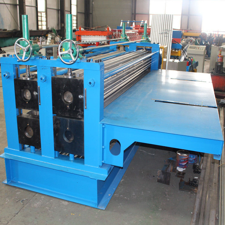 Corrugated Type Galvanized Roof Tile Roll Forming Machine Wave Shape Thin Thickness