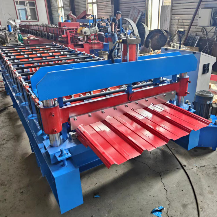 840mm Trapezoid Type Tile Forming Machine Hydraulic Cutting